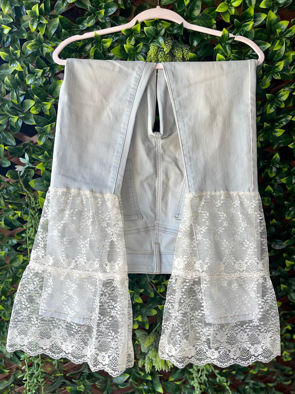 Coronado Flare Jeans